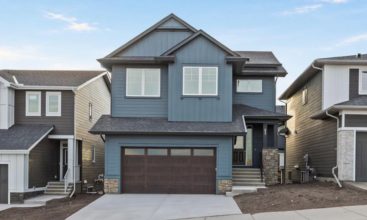 93 Creekstone Hill SW