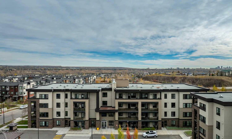 1410-80 Greenbriar Place NW