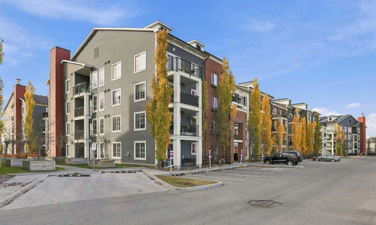3404-755 Copperpond Boulevard SE