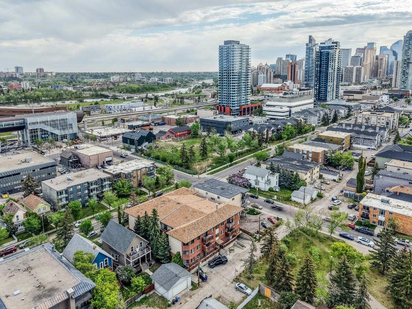 203-1719 11 Avenue SW, Calgary, AB, T3C 0N5