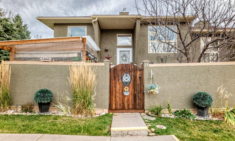 13-29 Poplar Avenue