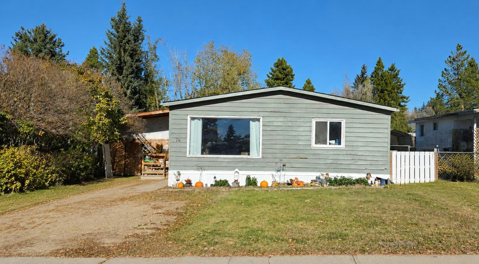 74 Northstar Drive, Sylvan Lake, AB, T4S 1J4