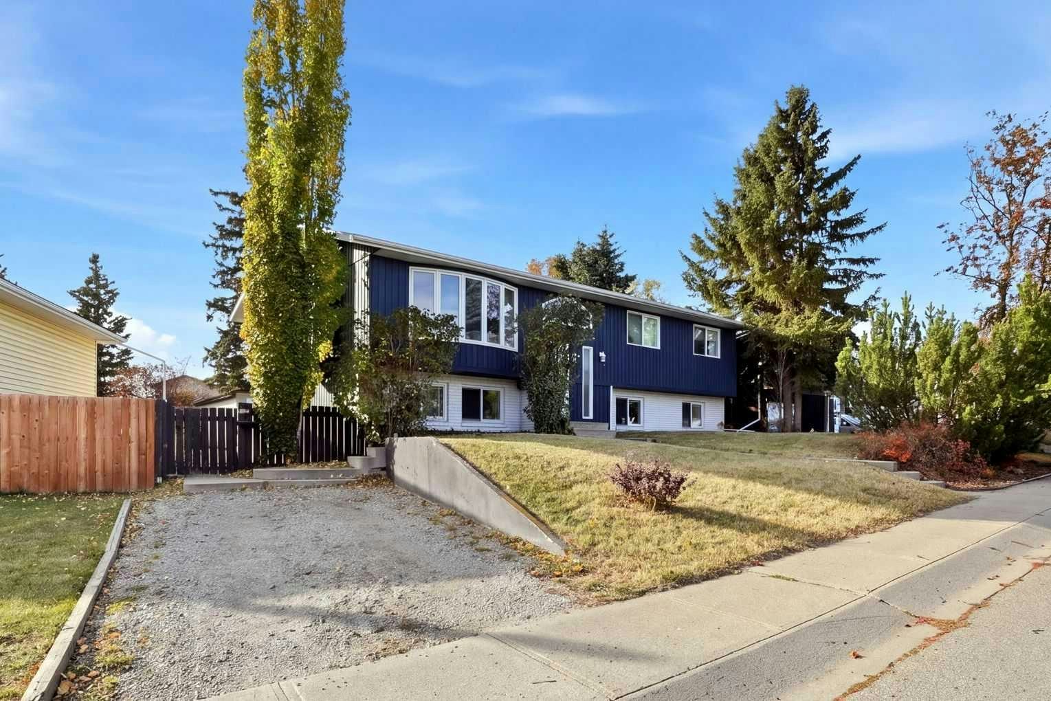 28 Newlands Avenue, Red Deer, AB, T4P 1Z9