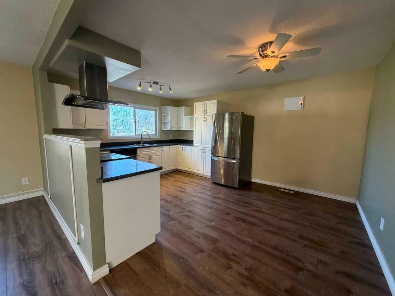 B-11320 97 Street, Grande Prairie, AB, T8V 3M9 - 6