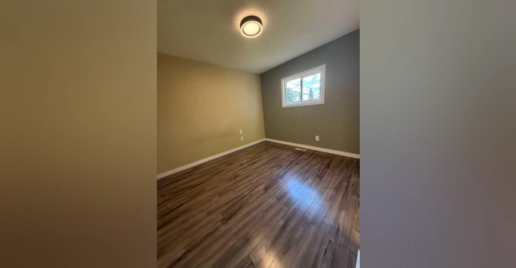 B-11320 97 Street, Grande Prairie, AB, T8V 3M9 - 8