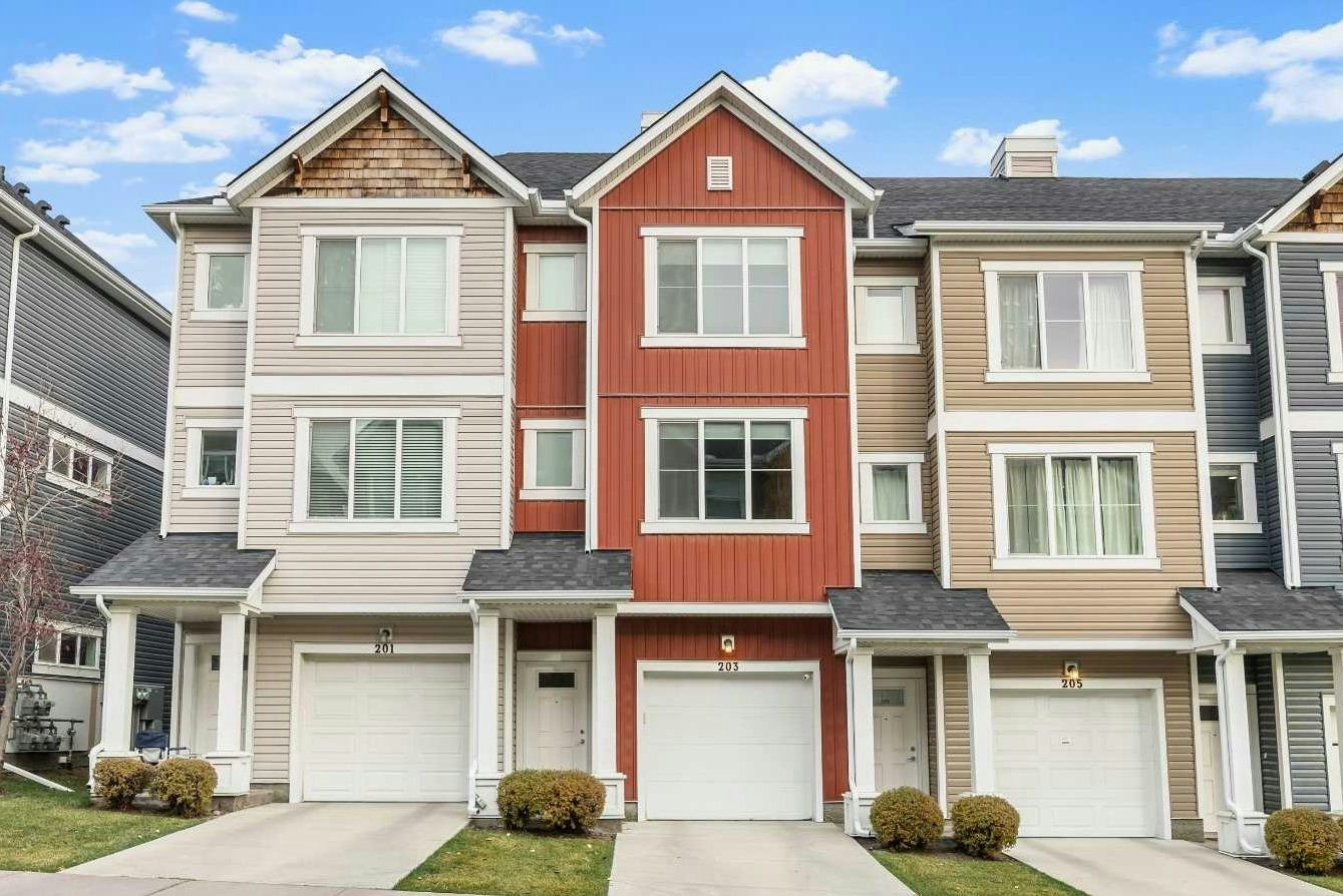 203-355 Nolancrest Heights NW, Calgary, AB, T3R 0Z9