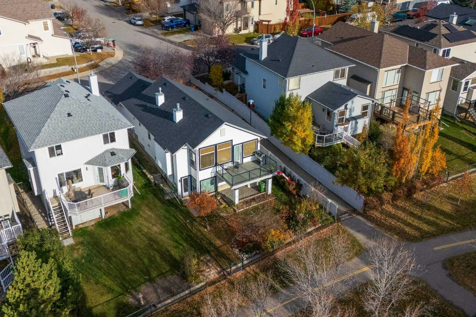 3 Tuscany Meadows Crescent NW, Calgary, AB, T3L 2T9
