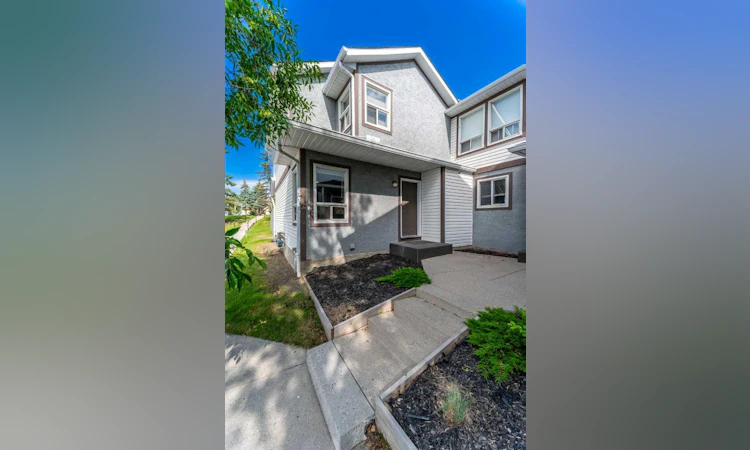 503 Signal Hill Green SW