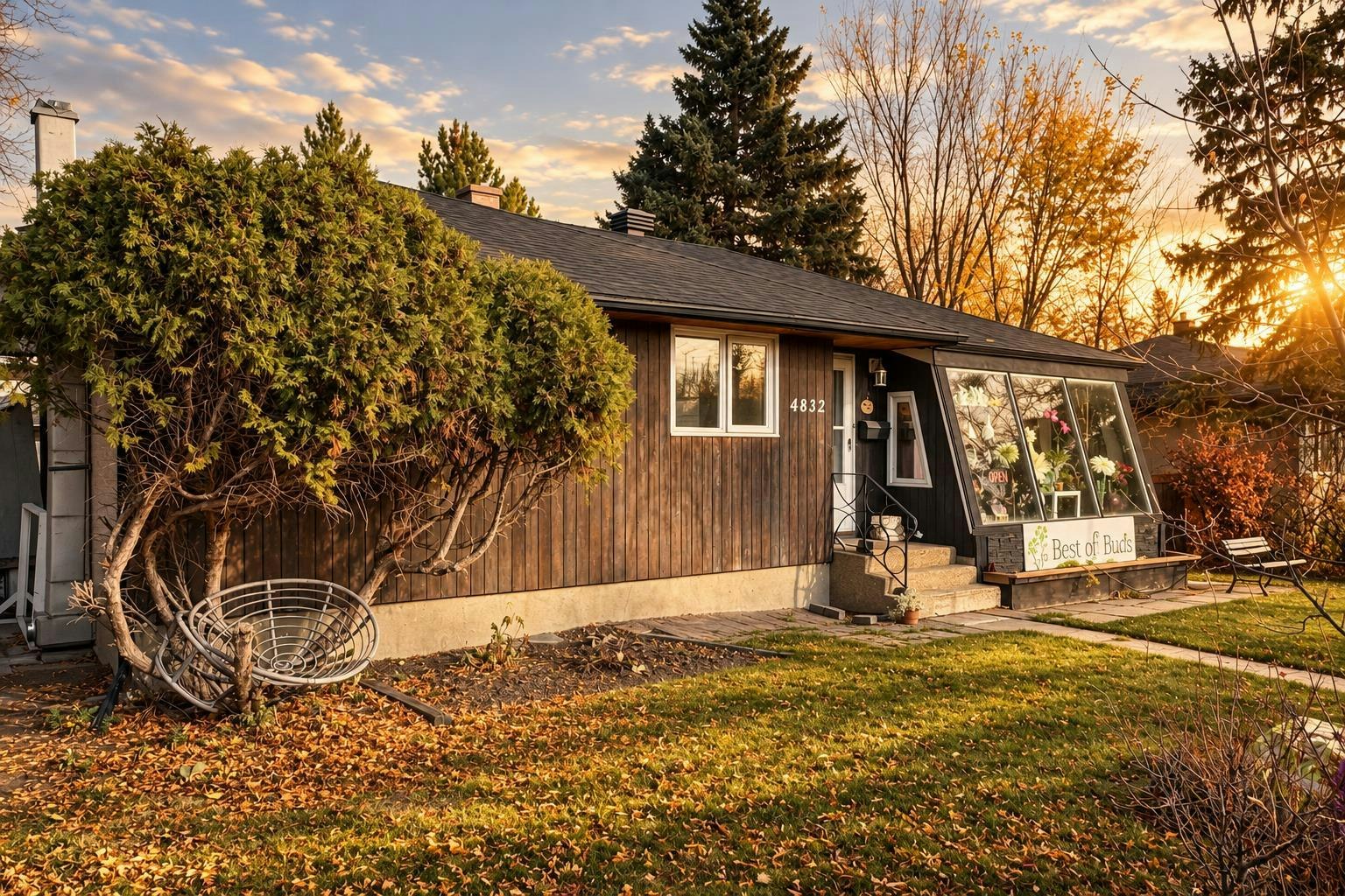 4832 Worcester Drive SW, Calgary, AB, T3C 3L6