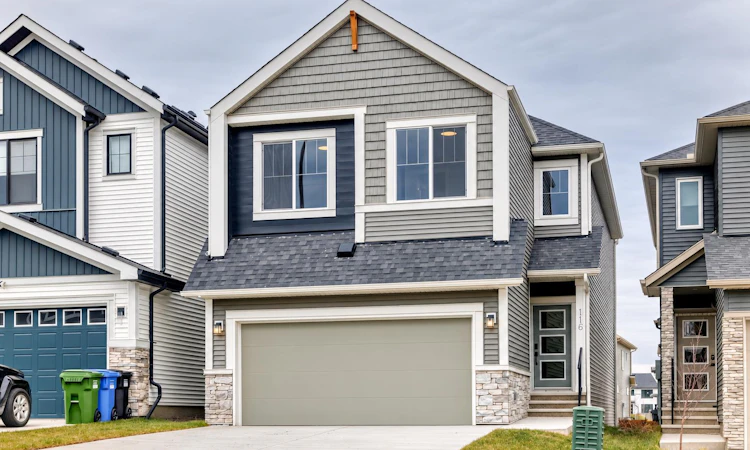116 Lewiston Drive NE
