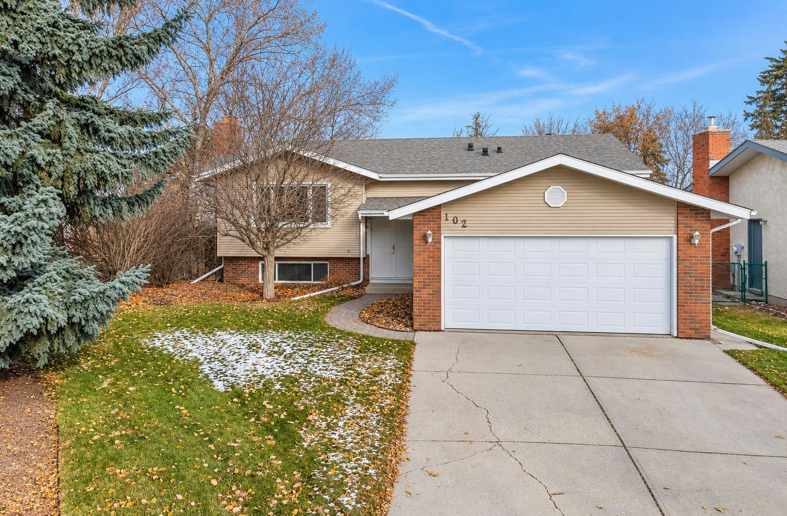 102 Welton Crescent, Red Deer, AB, T4N 6B3