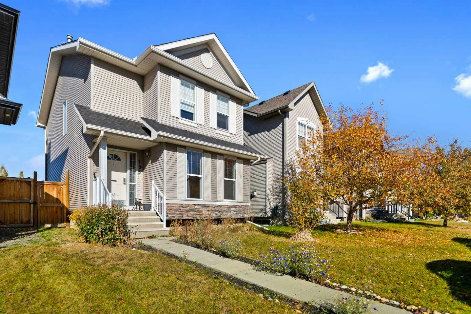 195 Cranberry Close SE, Calgary, AB, T3M 0B5