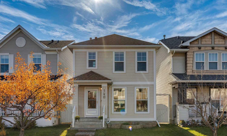 140 Prestwick Villas SE