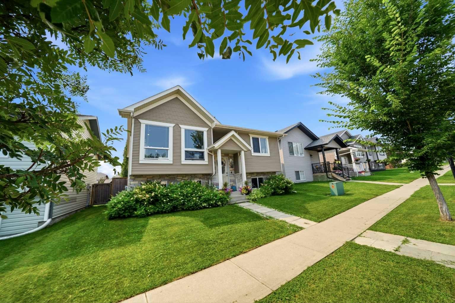 59 Wildrose Drive, Sylvan Lake, AB, T4S 2L1