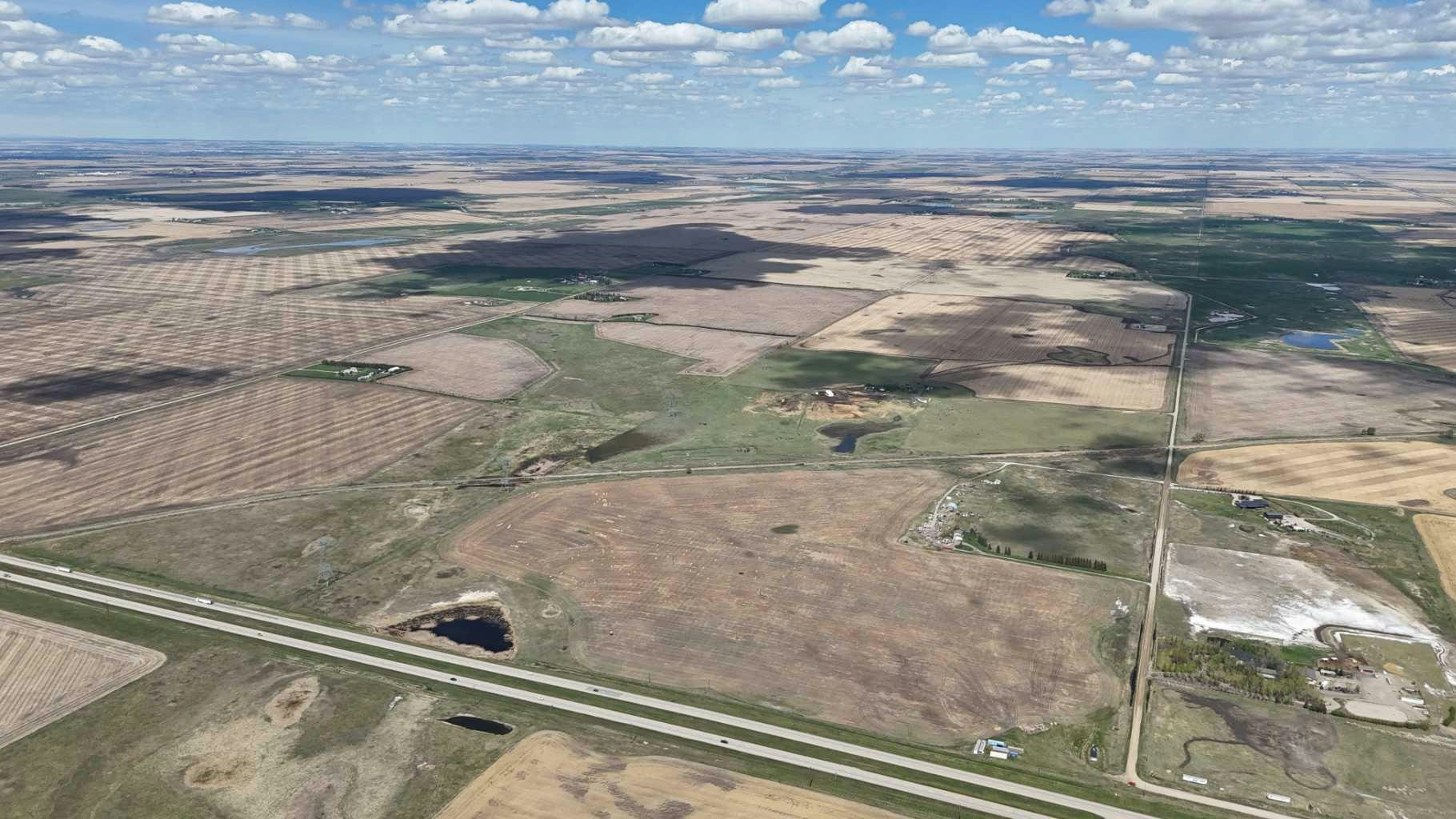 242069 Vale View Road, Rural Rocky View County, AB, T1X 2G4
