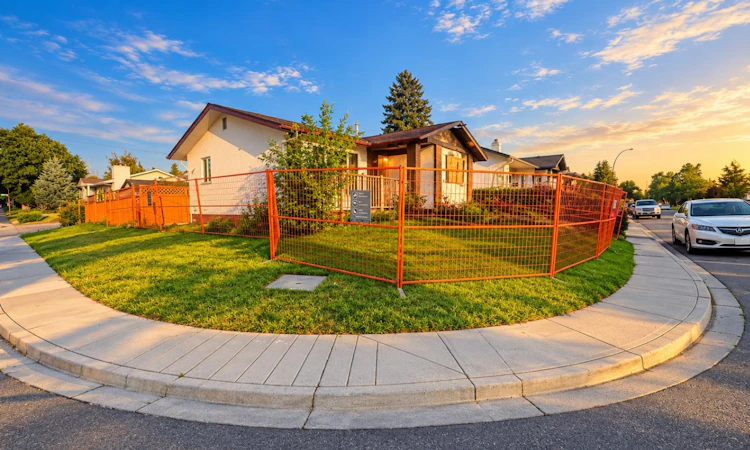 3040 Rundleside Drive NE