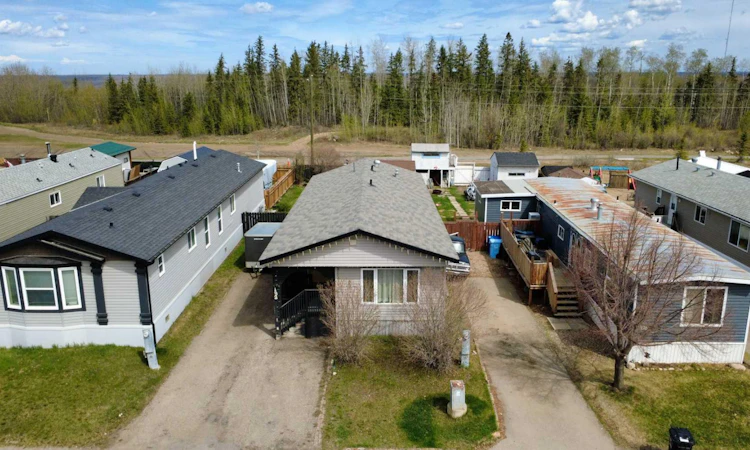 192 Grandview Crescent