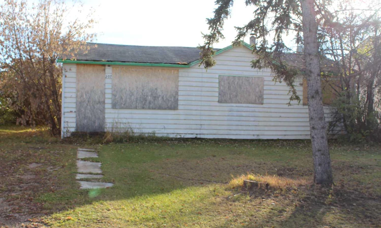 207 2nd Avenue SW
