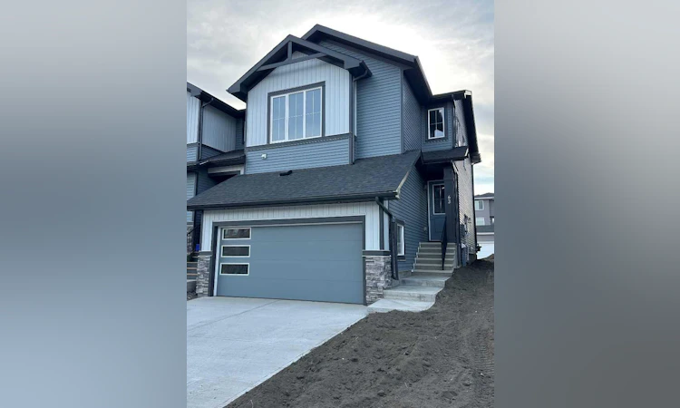 79 Agate Road