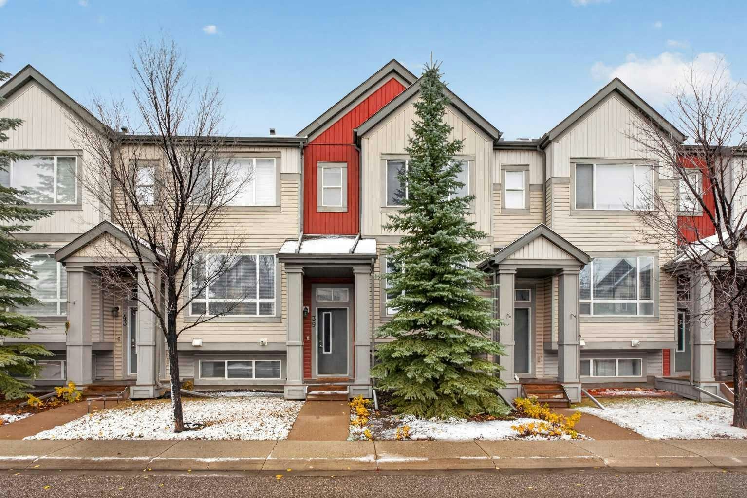 39 Copperpond Close SE, Calgary, AB, T2Z 0Y8