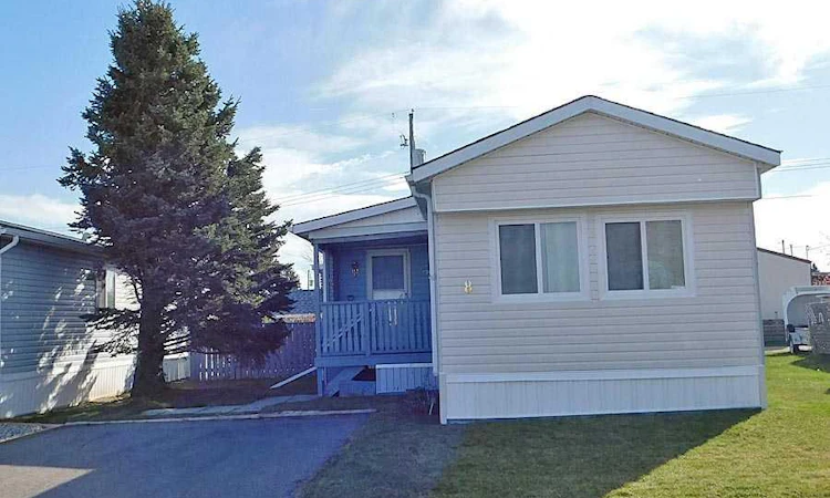 #8-5853 4 Street W