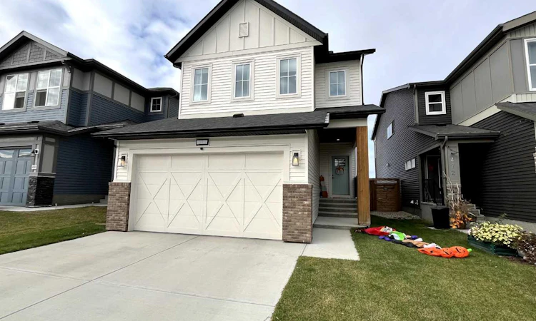 476 Chinook Gate Square Street SW