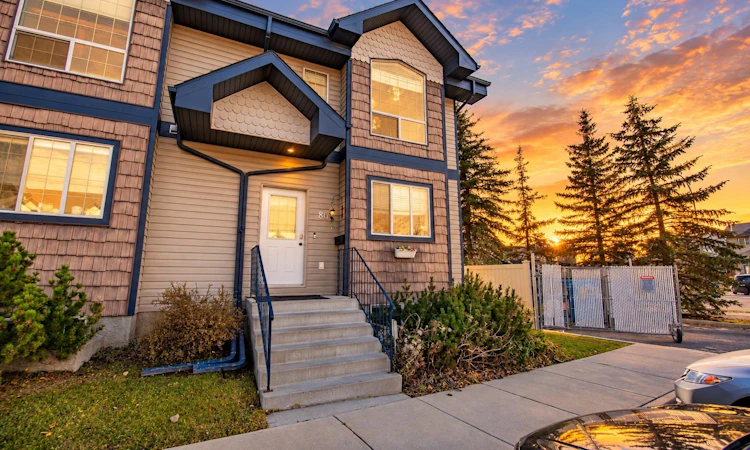 80-369 Inglewood Drive