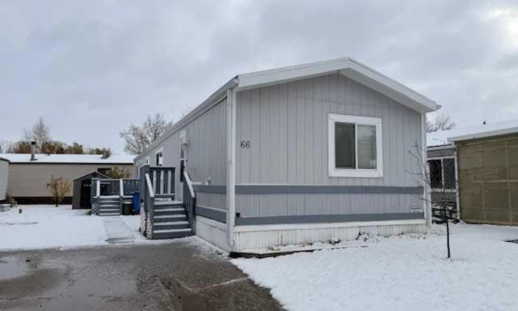 66 Parkland Acres