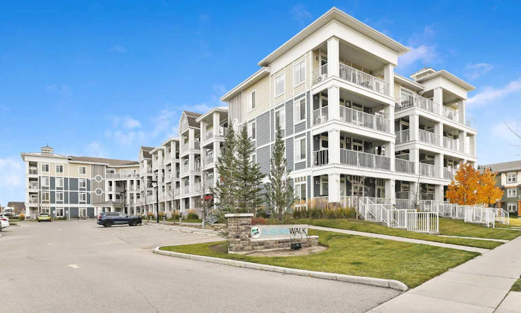 205-110 Auburn Meadows View SE