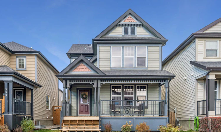 338 Sunset Common