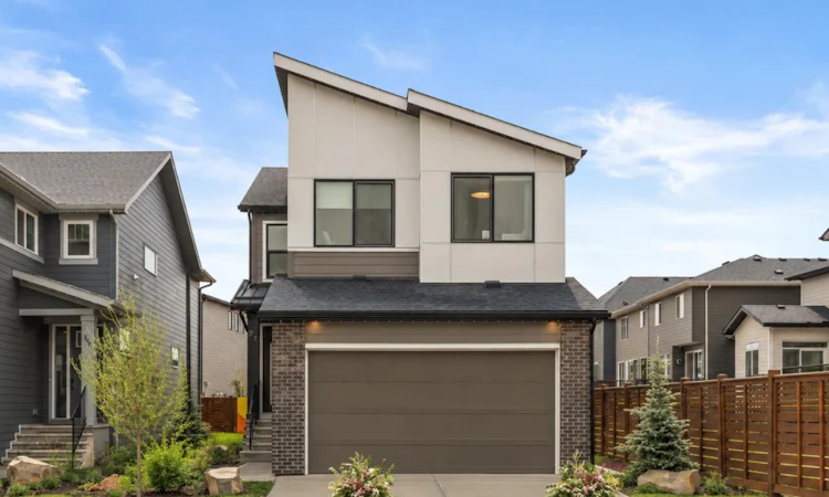 124 Starling Place NW