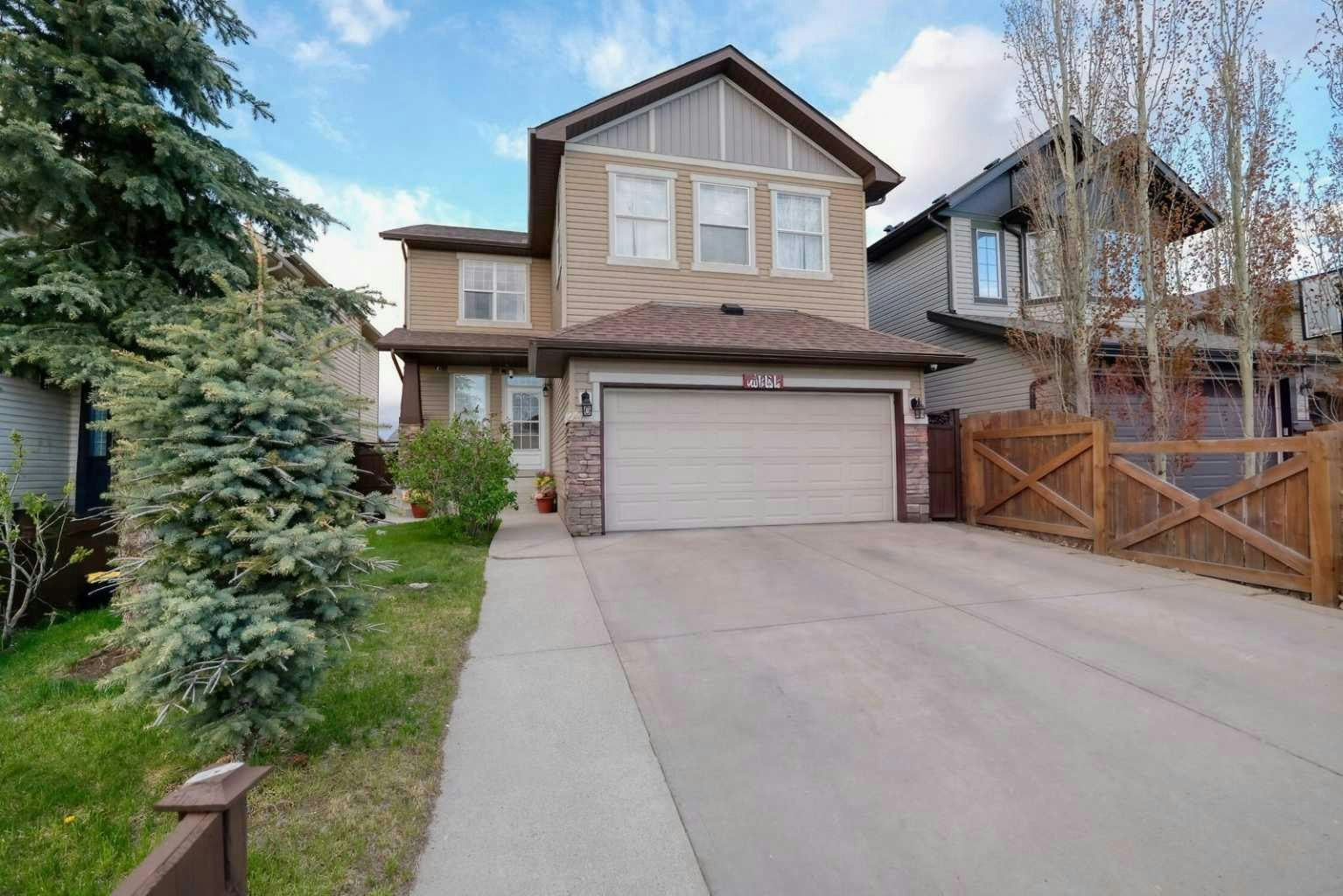 247 Pantego Way NW, Calgary, AB, T3K 0C2