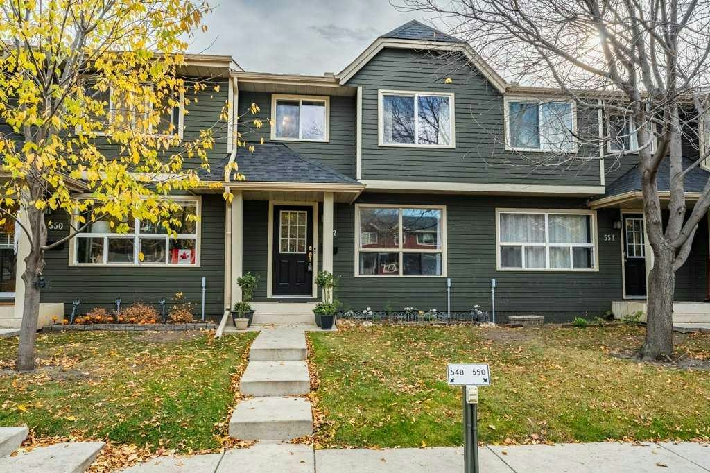 552 Queenston Gardens SE, Calgary, AB, T2J 6R2