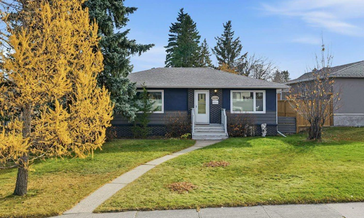 3239 Kenmare Crescent SW