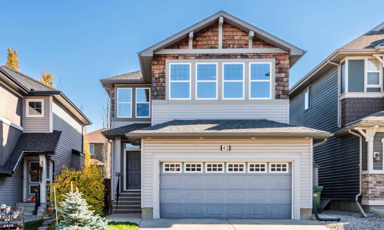 42 Auburn Glen Circle SE