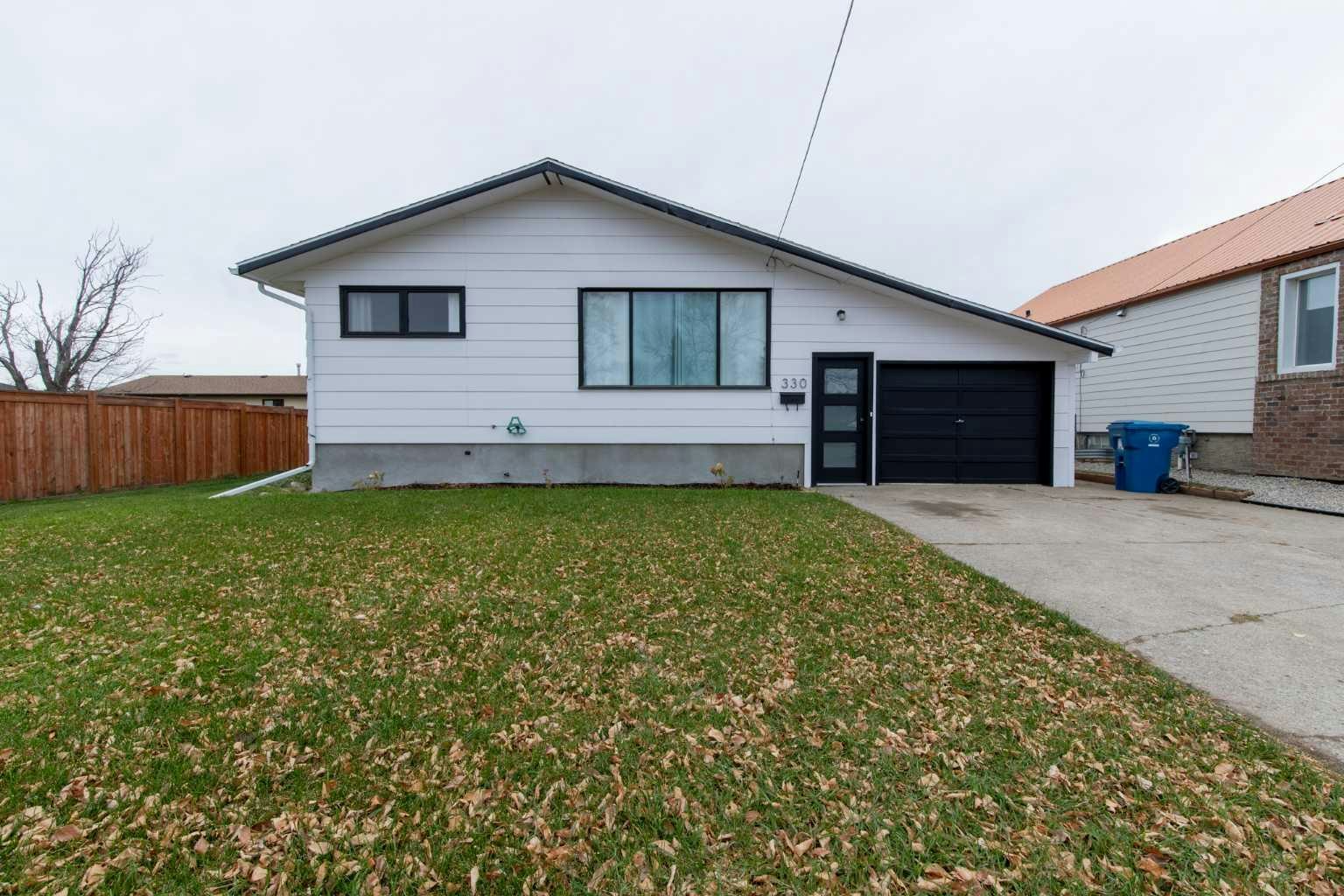 330 4 Street W, Cardston, AB, T0K 0K0
