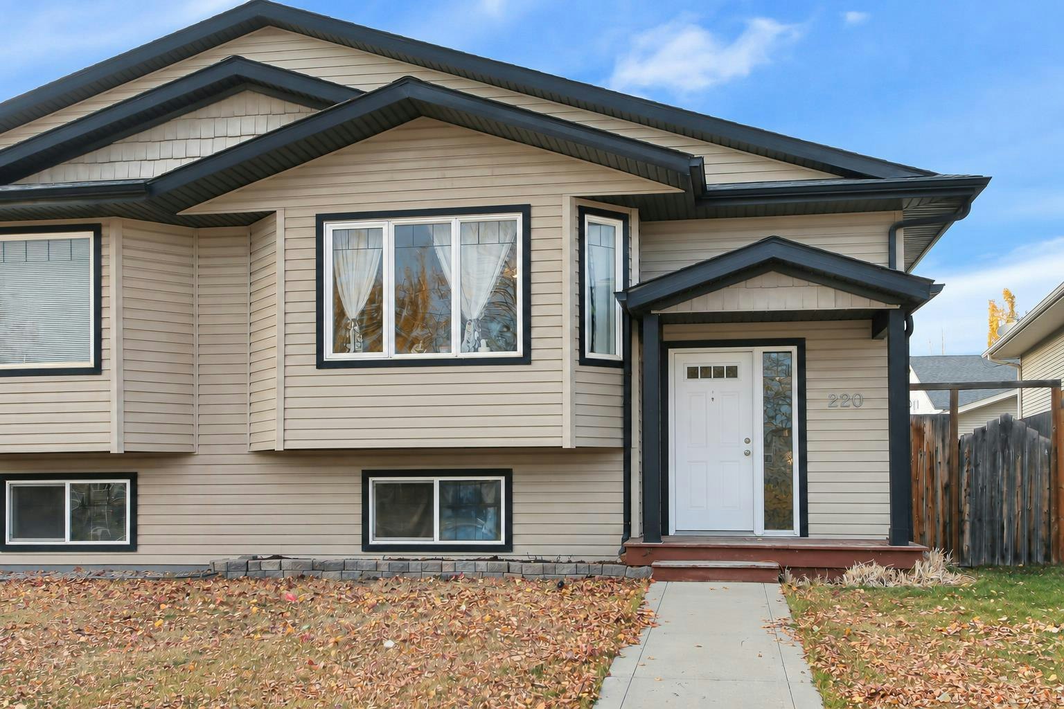 220 Jordan Parkway, Red Deer, AB, T4P 0E2