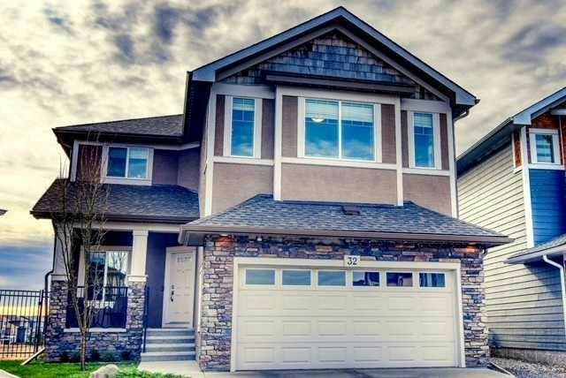 32 Evansborough Hill NW, Calgary, AB, T3P 0M8