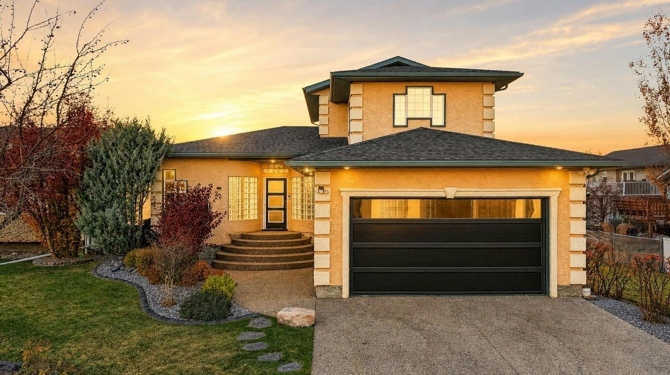 72 Darling Crescent, Red Deer, AB, T4R 2W3