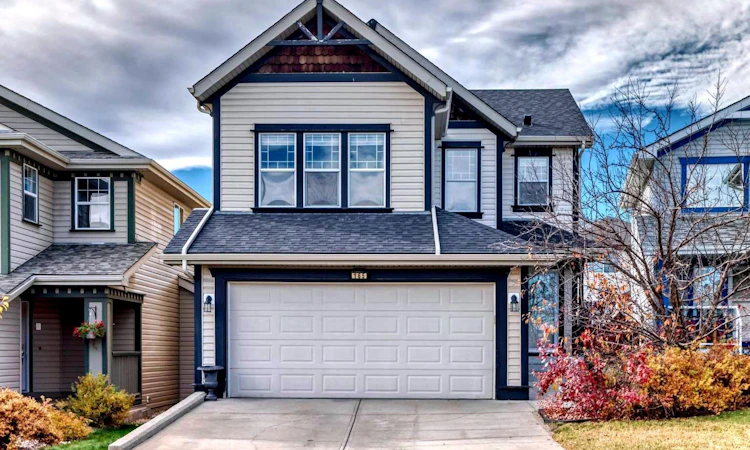 165 Covehaven Gardens NE