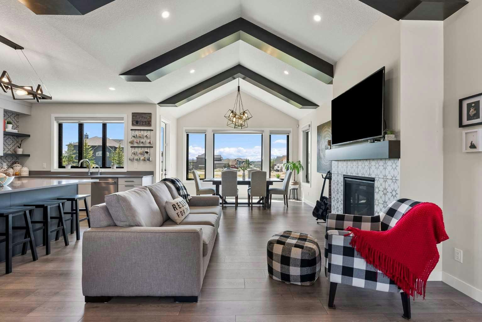 32 Monterra Landing, Rural Rocky View County, AB, T4C 0G8