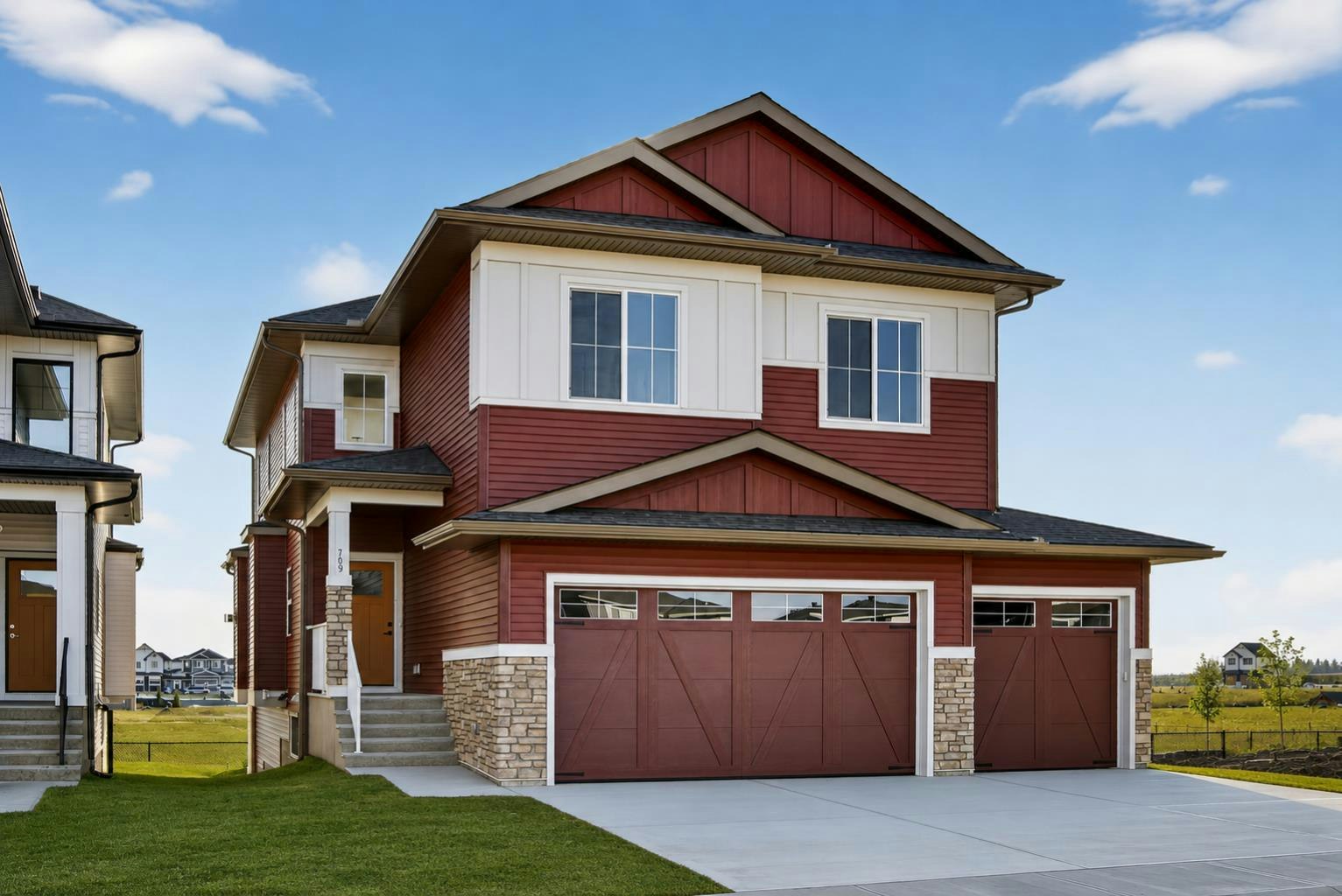 709 Dawson Common, Chestermere, AB, T1X 1Z7
