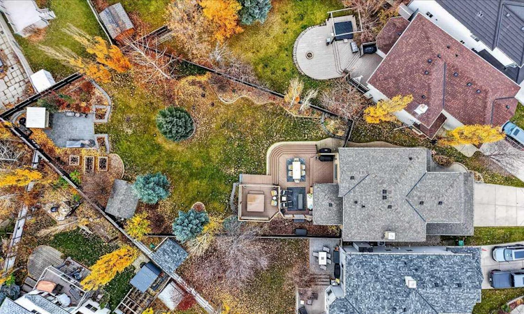 20 Hidden Valley Gardens NW