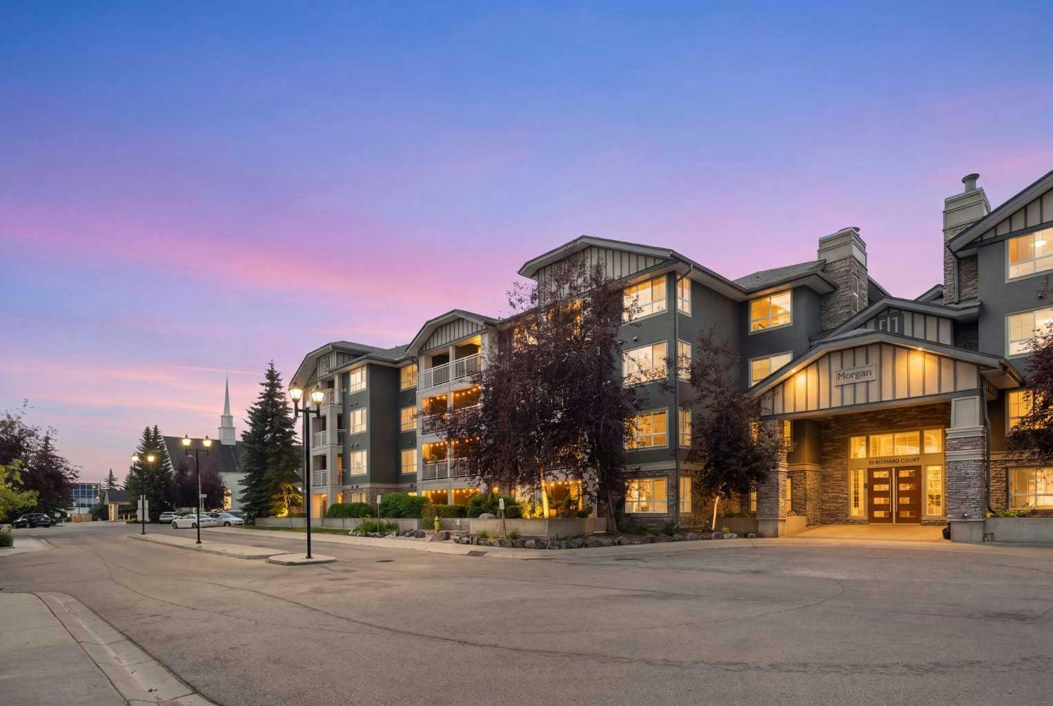 159-35 Richard Court SW, Calgary, AB, T3E 7N9