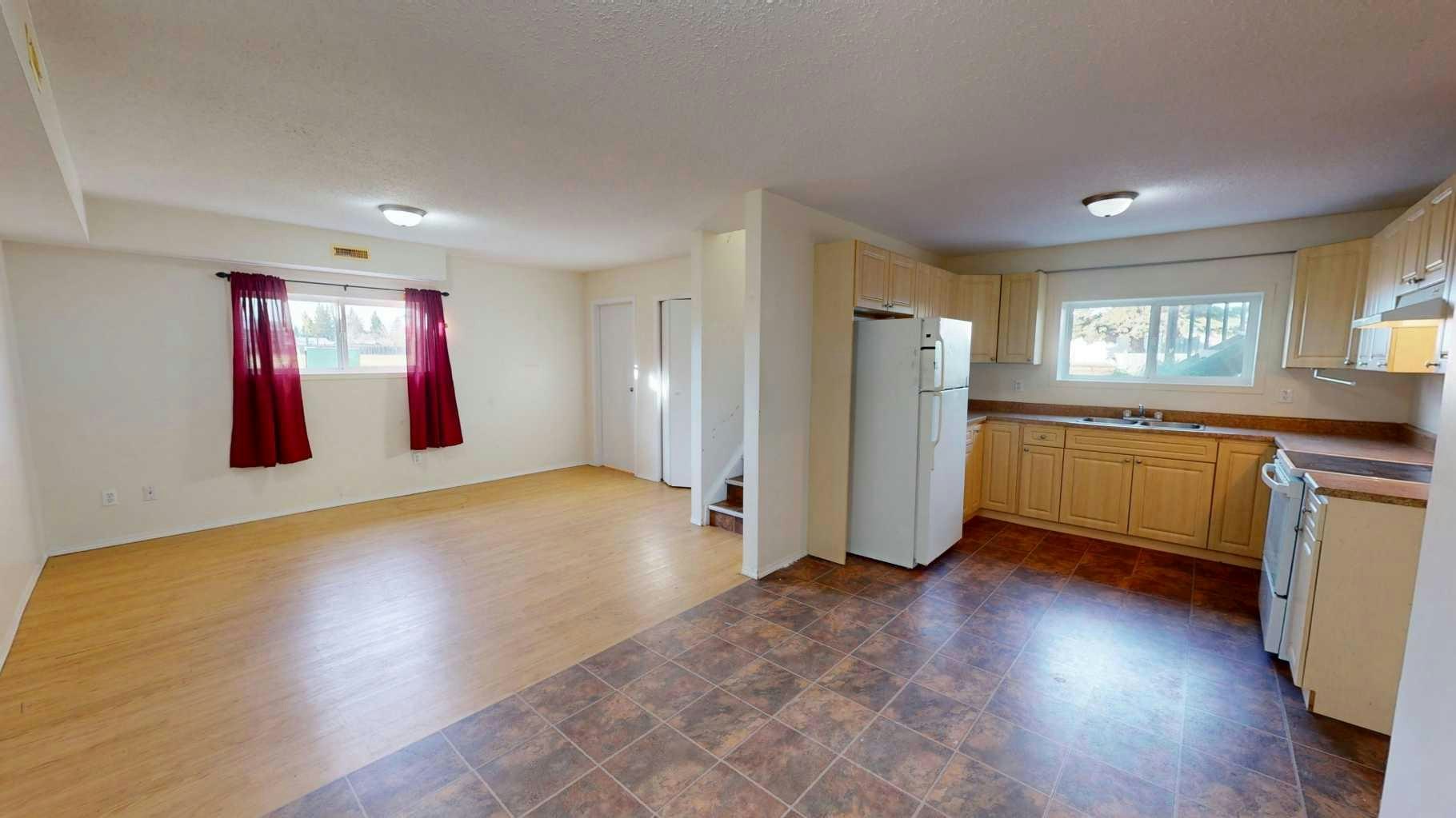B-5731 Evergreen Drive, High Prairie, AB, T0G 1E0 - 4