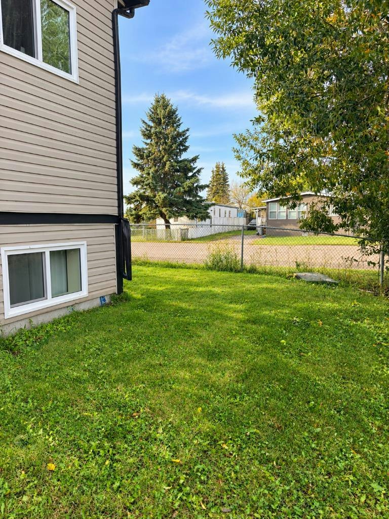 B-5731 Evergreen Drive, High Prairie, AB, T0G 1E0 - 14
