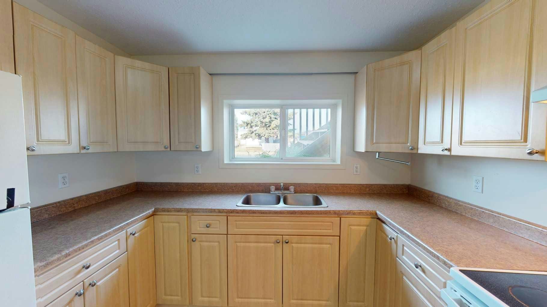 B-5731 Evergreen Drive, High Prairie, AB, T0G 1E0 - 5