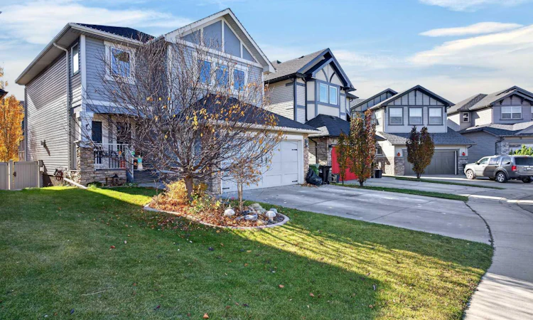 322 Kingsbury View SE