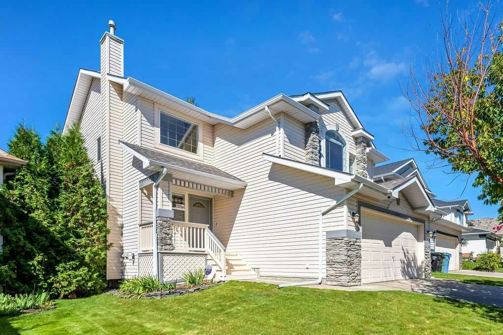 472 Douglas Glen Point SE, Calgary, AB, T2Z 3G4