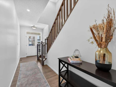 144 Carringham Way NW - 2